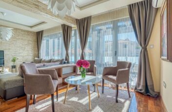 Продается люксовый пентхаус — центр Будвы 188 м²