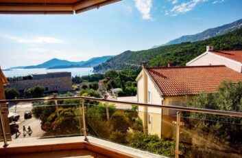 Продается светлая квартира площадью 57 м² в Будве Каменово