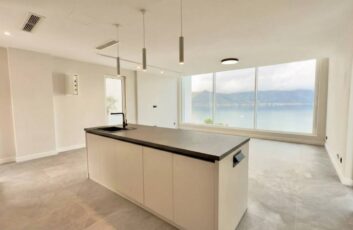 Продажа двухуровневого апартамента с панорамным видом на море 129.6 м²