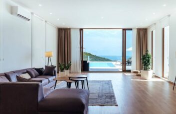 Аренда вилла для отдыха с видом на море в Бечичи 450 м²